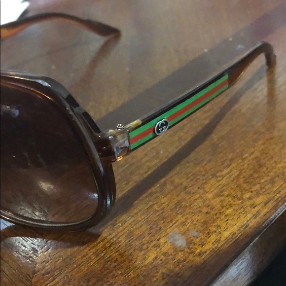 Authentic Gucci Shades with .5 ct real diamonds. - Picture 4 of 5